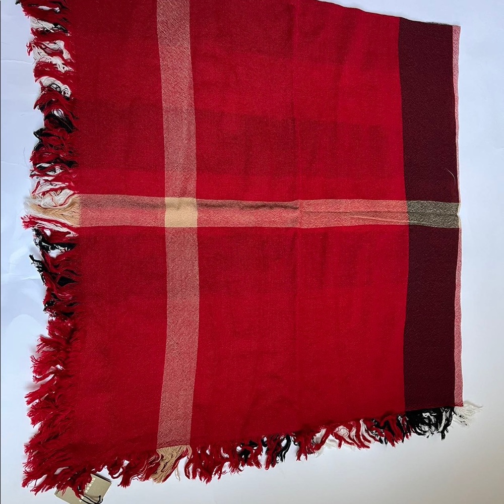 Burberry scarf - Picture 7 of 8